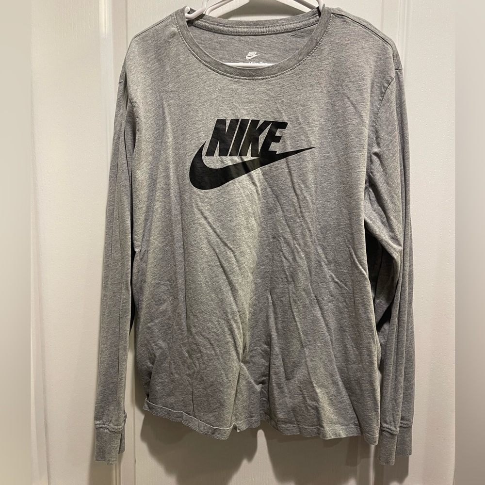 Nike Heather Gray Tee